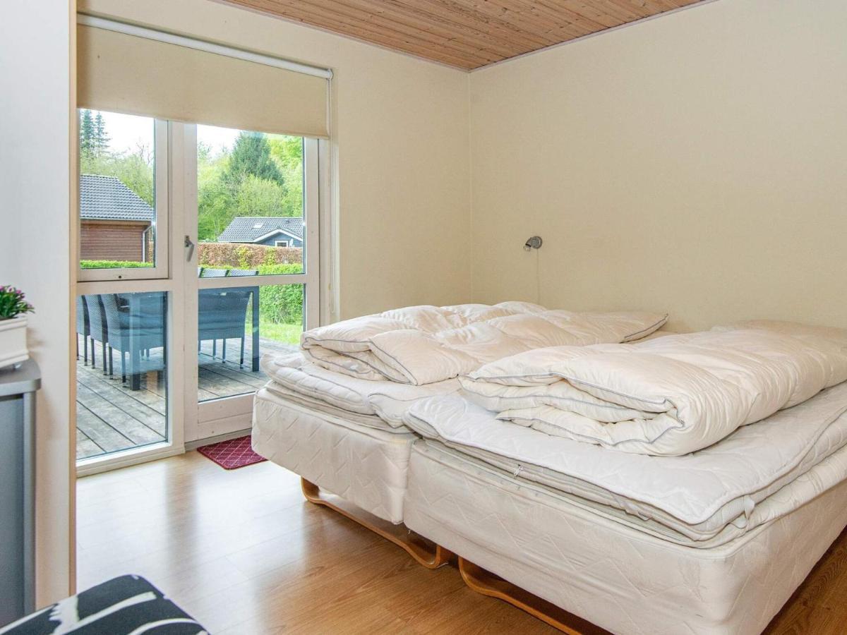12 Person Holiday Home In Aabenraa Loddenhoj Exterior photo